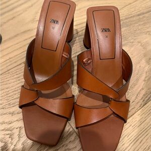 Zara Women's Tan Mules